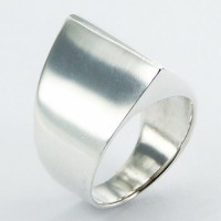 Серебряное кольцо «Банги»