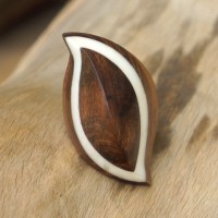 Кольцо из дерева