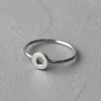 Серебряное кольцо Omega