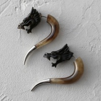 Серьга-Обманка Дракон из рога буйвола