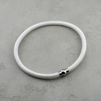 Белый чокер-трансформер на магните Белый чокер-трансформер на магните