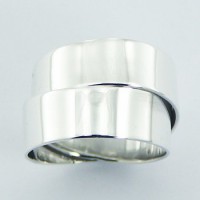 Серебряное кольцо «Мёбиус»